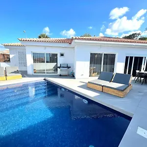 https://luxury-villa-callao-adeje.tenerifehoteles.net